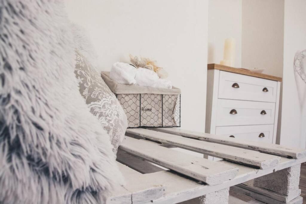 Stylovy Apartman V Centru Nachoda Kültér fotó
