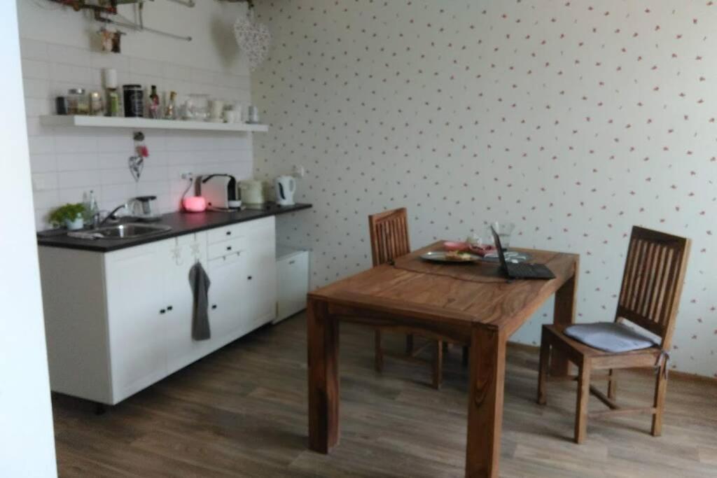Stylovy Apartman V Centru Nachoda Kültér fotó